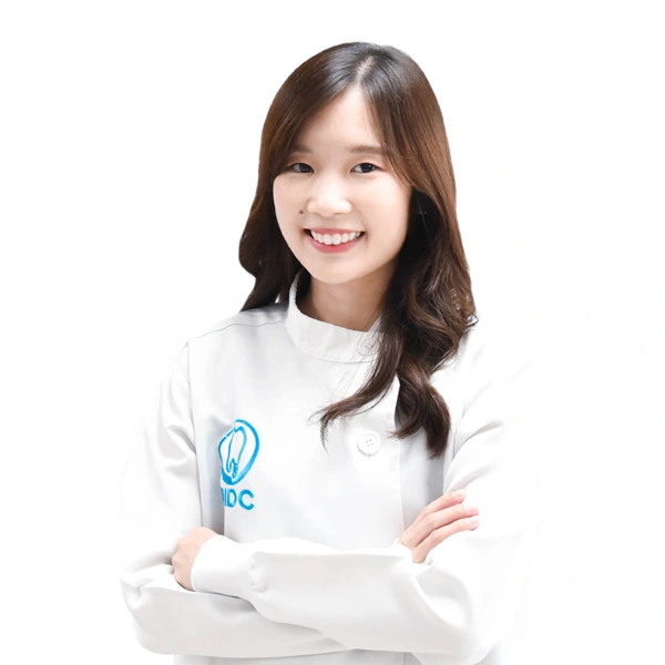 Dr. Benjaratana Sirisinsuk DDS.,